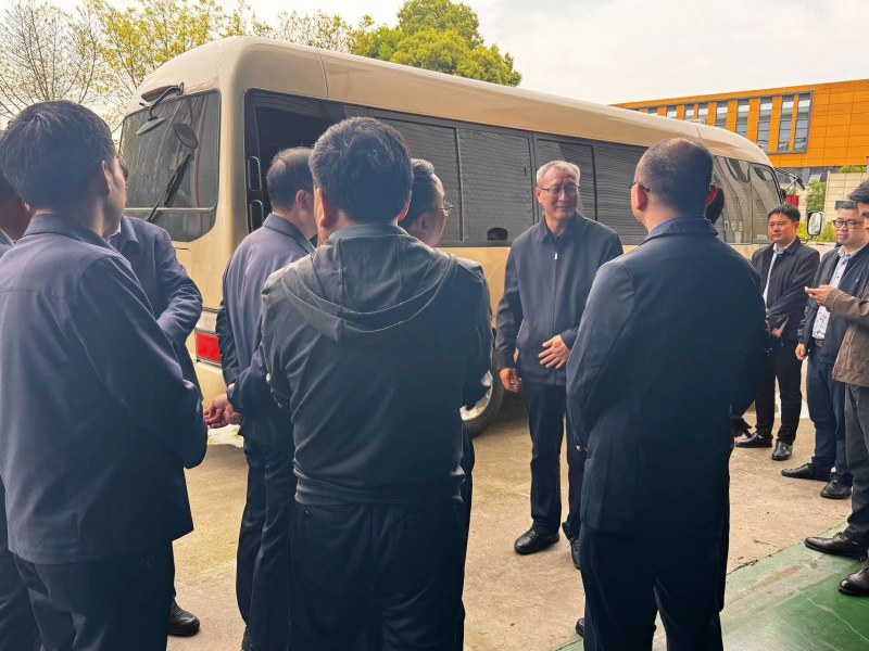 在走访过程中,张毅副书记与企业负责人进行了亲切的交流,详细了解了